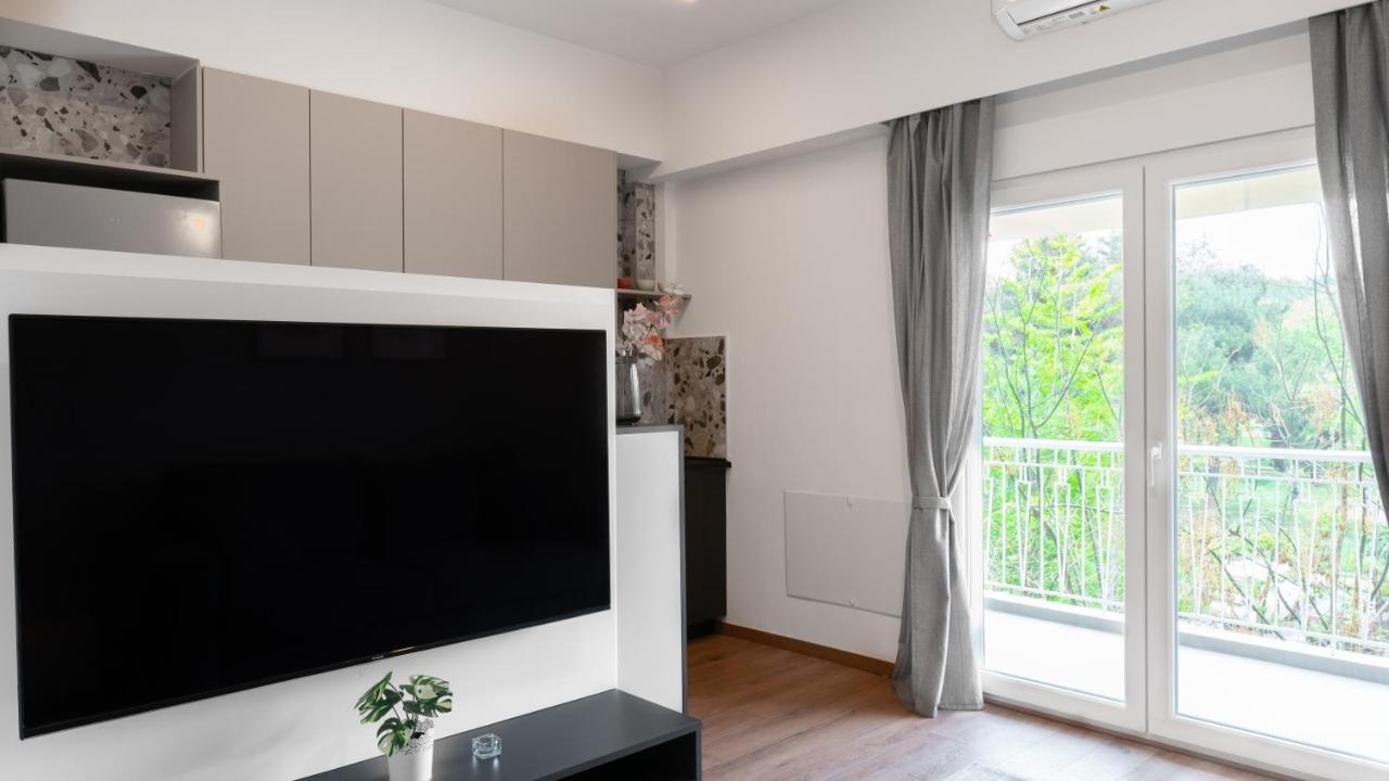Renovated Beautiful Apartment Near Aristotelous A เทสซาโลนิกิ ภายนอก รูปภาพ