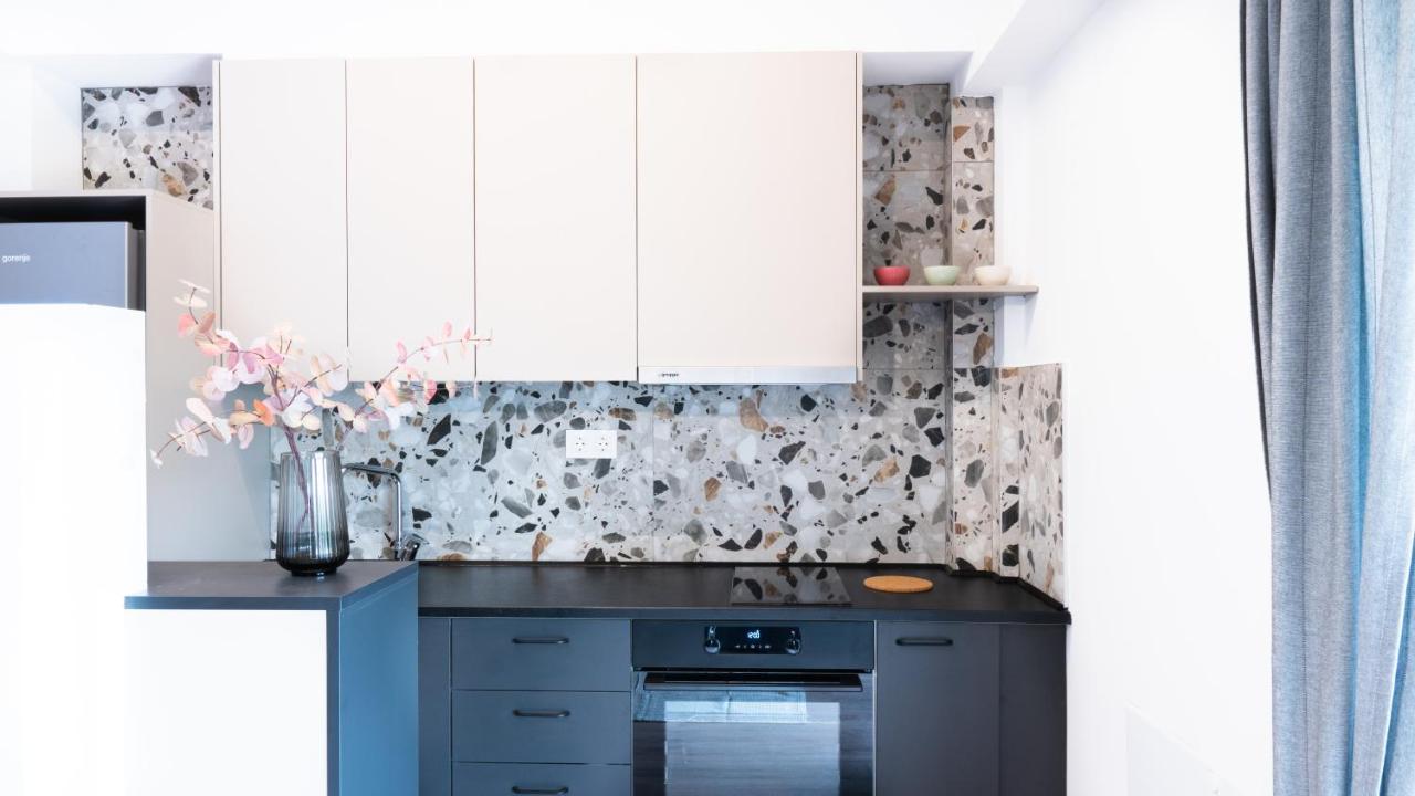 Renovated Beautiful Apartment Near Aristotelous A เทสซาโลนิกิ ภายนอก รูปภาพ