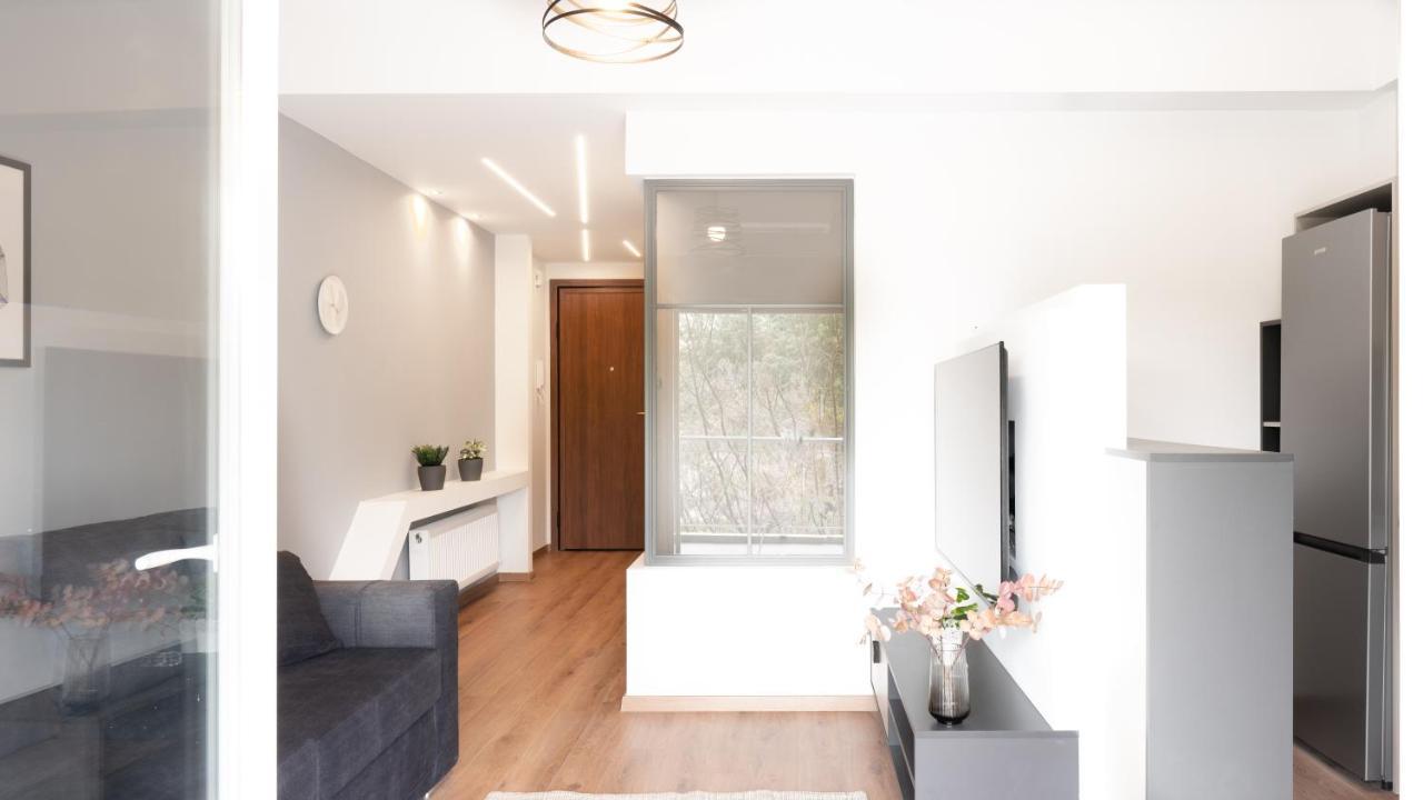 Renovated Beautiful Apartment Near Aristotelous A เทสซาโลนิกิ ภายนอก รูปภาพ